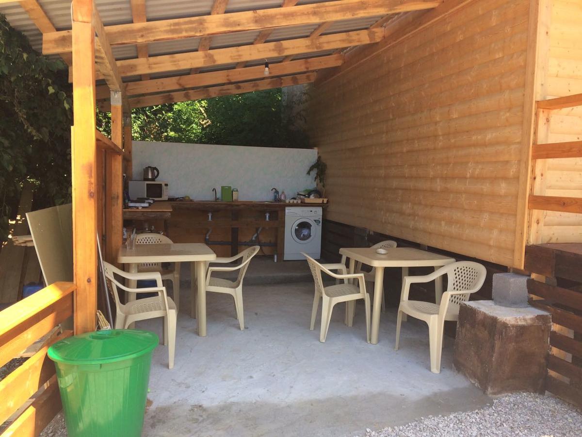 Guest House On Sovhoznaya Gagra Exterior foto